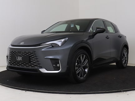 Lexus LBX 0