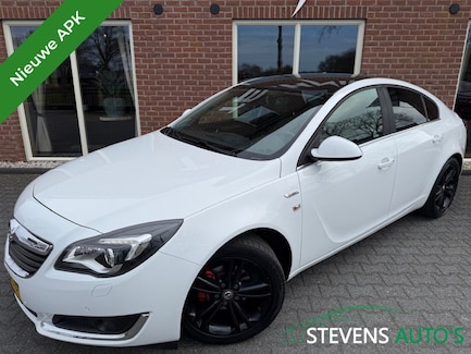 Opel Insignia 0