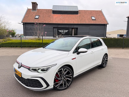 Volkswagen Golf 0