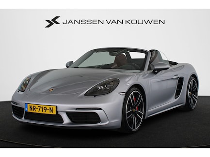 Porsche 718 Boxster 0