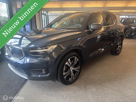 Volvo XC40 0