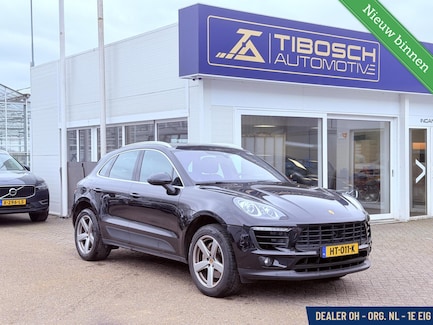 Porsche Macan 0