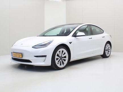 Tesla Model 3 0
