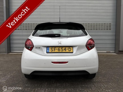Peugeot 208 0