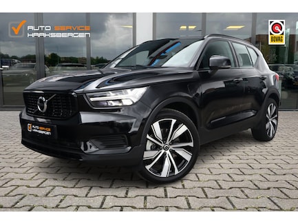 Volvo XC40 0