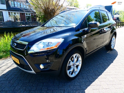 Ford Kuga 0