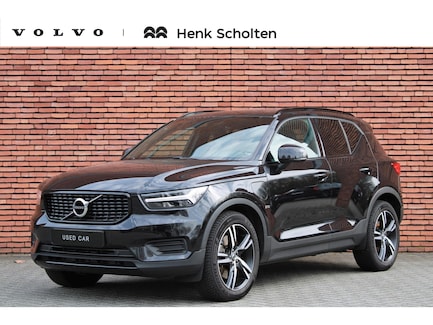 Volvo XC40 0