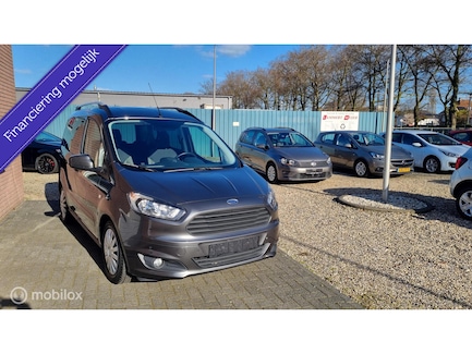 Ford Tourneo Courier 0