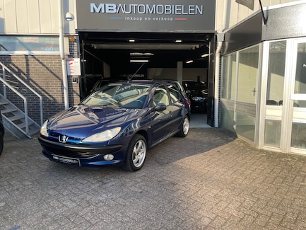 Peugeot 206 0