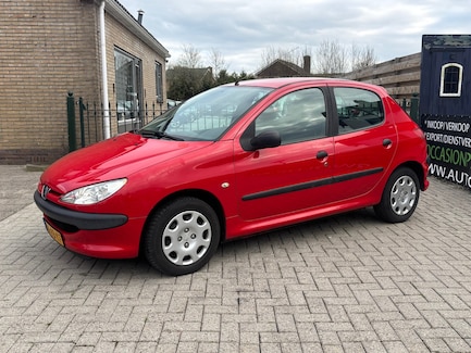 Peugeot 206 0