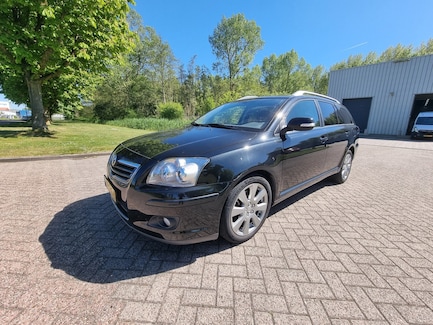 Toyota Avensis 0