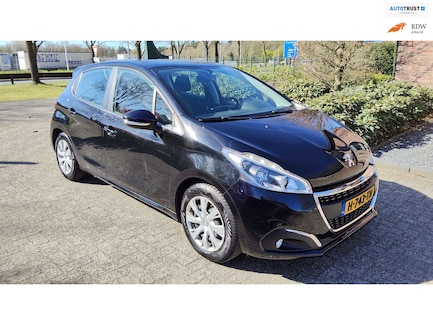 Peugeot 208 0