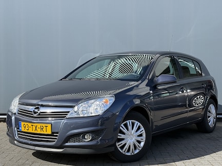 Opel Astra 0