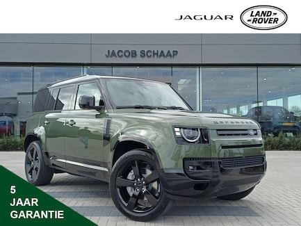 Land Rover Defender 0
