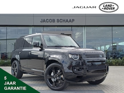 Land Rover Defender 0
