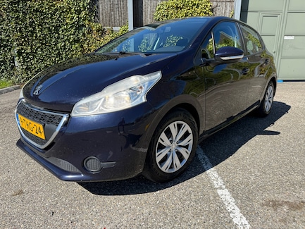 Peugeot 208 0