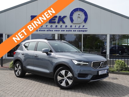 Volvo XC40 0