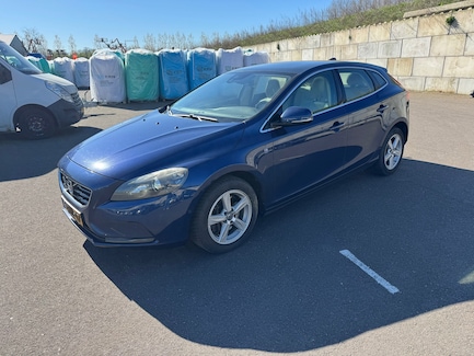 Volvo V40 0