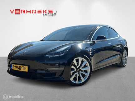 Tesla Model 3 0