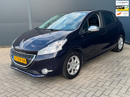 Peugeot 208 0