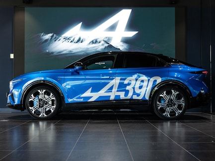 Alpine A390 0