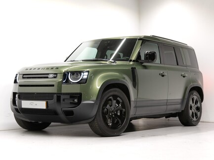 Land Rover Defender 0