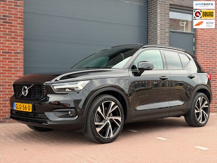Volvo XC40 0