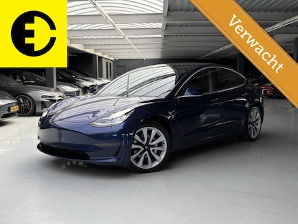 Tesla Model 3 0