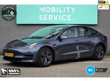 Tesla Model 3 0