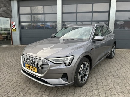 Audi E-tron 0