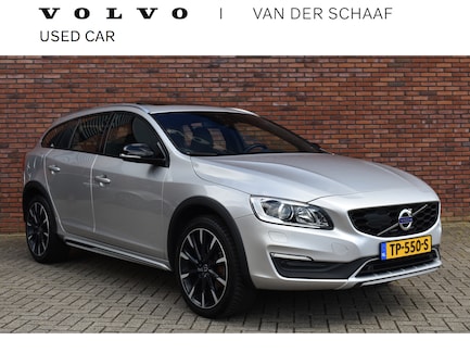 Volvo V60 Cross Country 0