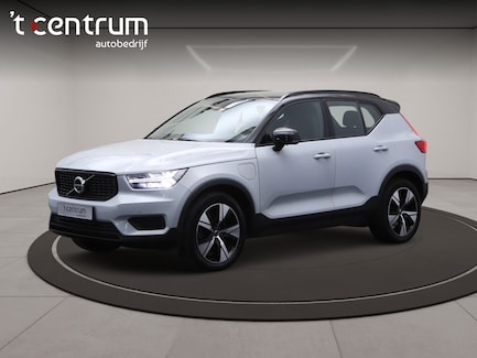Volvo XC40 0