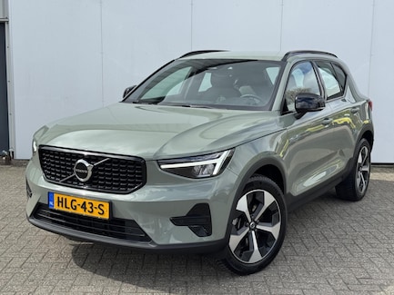 Volvo XC40 0