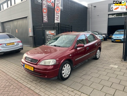 Opel Astra 0