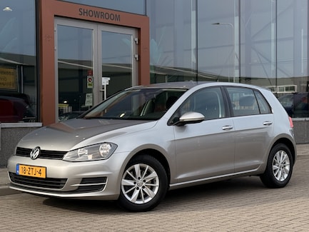 Volkswagen Golf 0