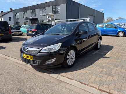 Opel Astra 0