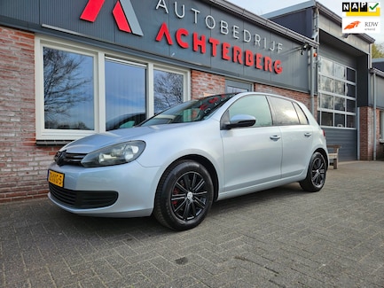 Volkswagen Golf 0