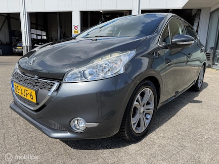 Peugeot 208 0
