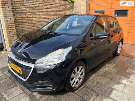Peugeot 208 0