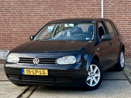 Volkswagen Golf 0