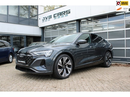 Audi Q8 Sportback e-tron 0