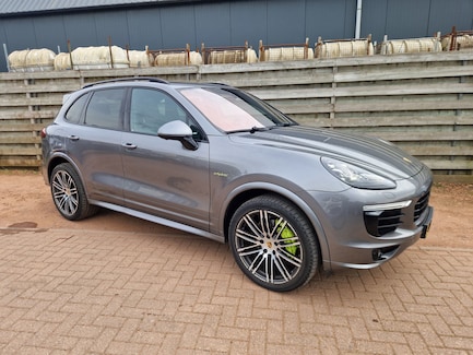Porsche Cayenne 0
