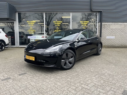 Tesla Model 3 0