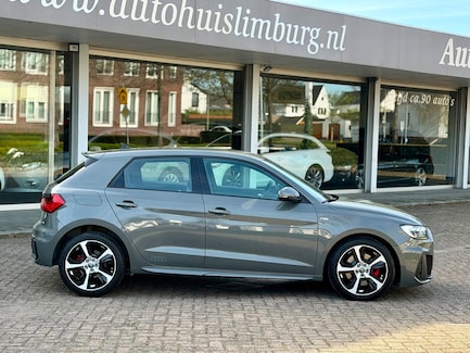 Audi A1 0