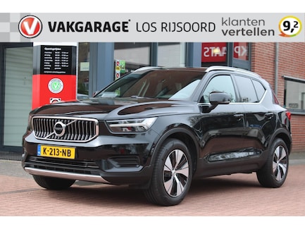 Volvo XC40 0