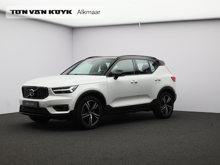 Volvo XC40 0
