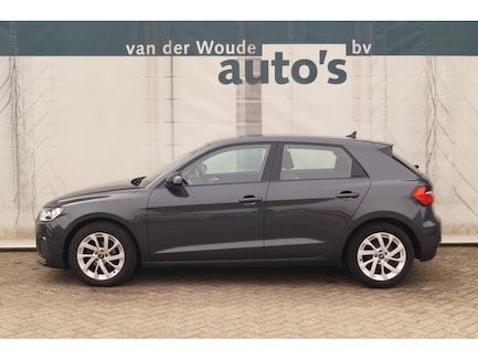 Audi A1 0