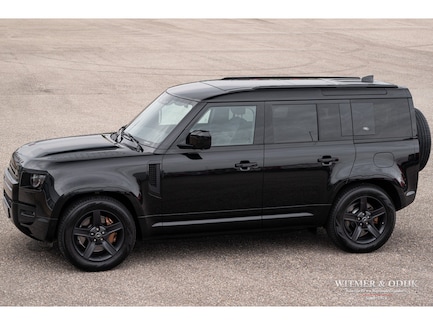 Land Rover Defender 0