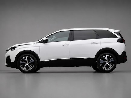Peugeot 5008 0