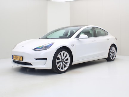 Tesla Model 3 0